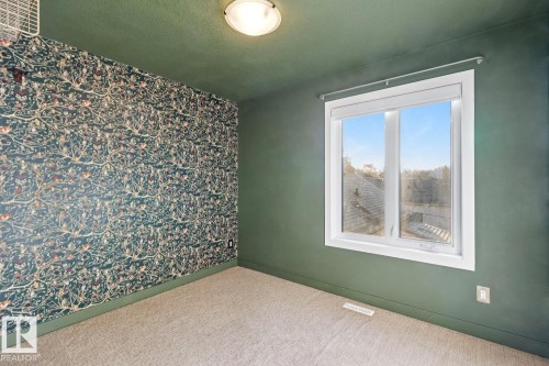 11042 131 Street, Edmonton, AB - Indoor Photo Showing Other Room