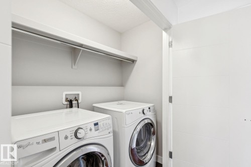 11042 131 Street, Edmonton, AB - Indoor Photo Showing Laundry Room