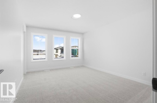 8960 Elves Loop, Edmonton, AB - Indoor Photo Showing Other Room