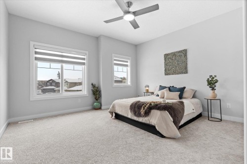 82 Meadowland Way, Spruce Grove, AB - Indoor Photo Showing Bedroom