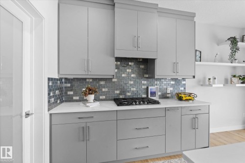 82 Meadowland Way, Spruce Grove, AB - Indoor Photo Showing Kitchen