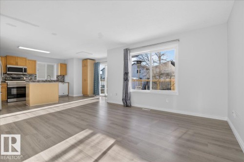 3323 26 Avenue, Edmonton, AB - Indoor