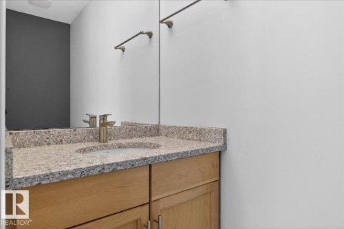 3323 26 Avenue, Edmonton, AB - Indoor Photo Showing Bathroom