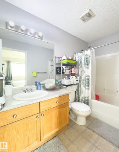47 10909 106 Street, Edmonton, AB - Indoor Photo Showing Bathroom