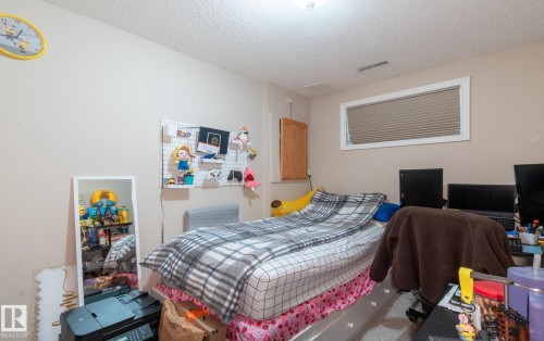 47 10909 106 Street, Edmonton, AB - Indoor Photo Showing Bedroom