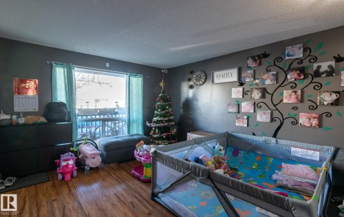 47 10909 106 Street, Edmonton, AB - Indoor