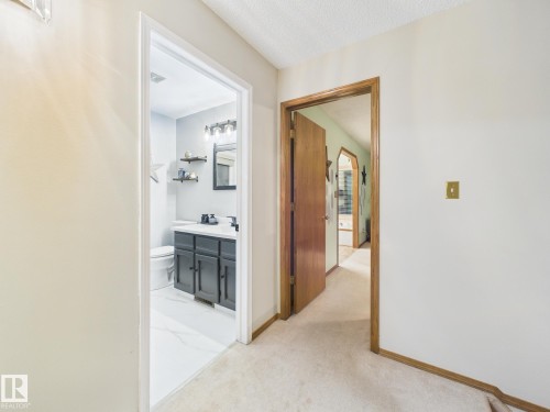 92 Dufferin Street, St. Albert, AB - Indoor Photo Showing Other Room