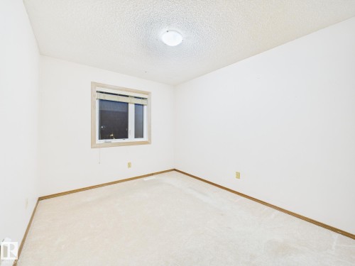 92 Dufferin Street, St. Albert, AB - Indoor Photo Showing Other Room