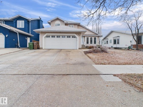 92 Dufferin Street, St. Albert, AB - Outdoor With Facade