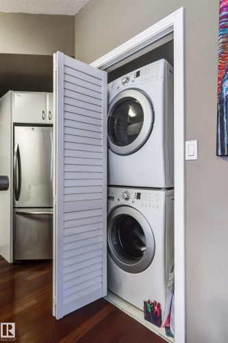 417 10717 83 Avenue, Edmonton, AB - Indoor Photo Showing Laundry Room
