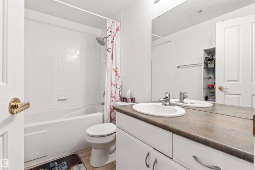 417 10717 83 Avenue, Edmonton, AB - Indoor Photo Showing Bathroom
