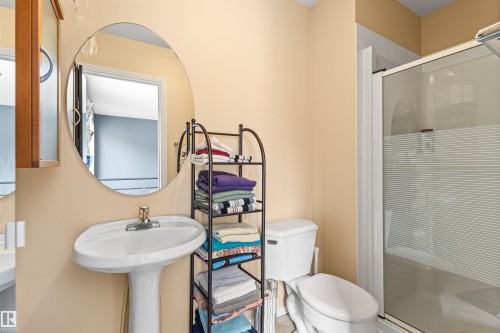 417 10717 83 Avenue, Edmonton, AB - Indoor Photo Showing Bathroom