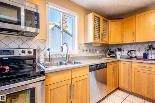 10532 157 Street, Edmonton, AB - Indoor Photo Showing Kitchen With Double Sink