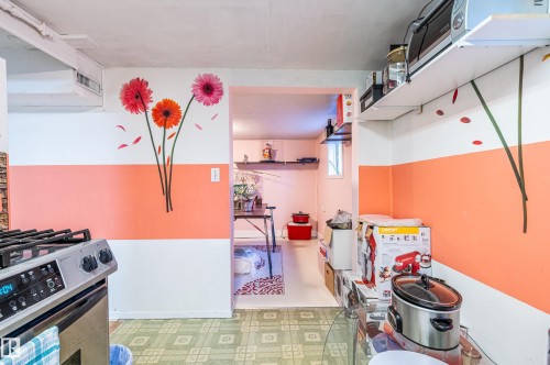 10532 157 Street, Edmonton, AB - Indoor