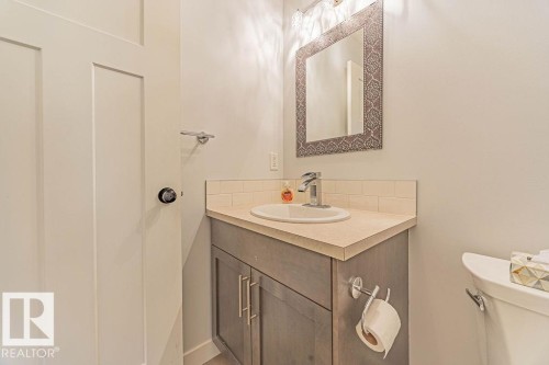 114 Radcliffe Wynd, Fort Saskatchewan, AB - Indoor Photo Showing Bathroom