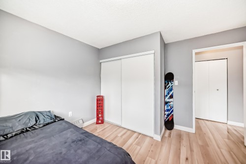 239 10636 120 Street, Edmonton, AB - Indoor Photo Showing Bedroom