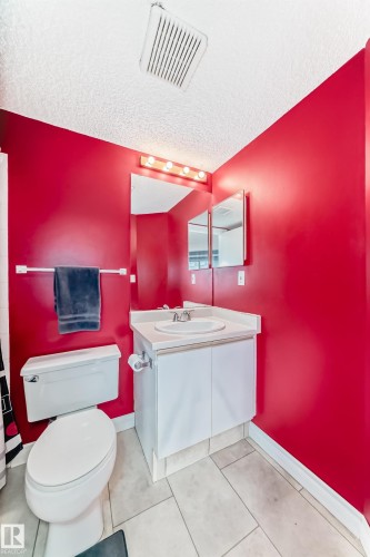 239 10636 120 Street, Edmonton, AB - Indoor Photo Showing Bathroom