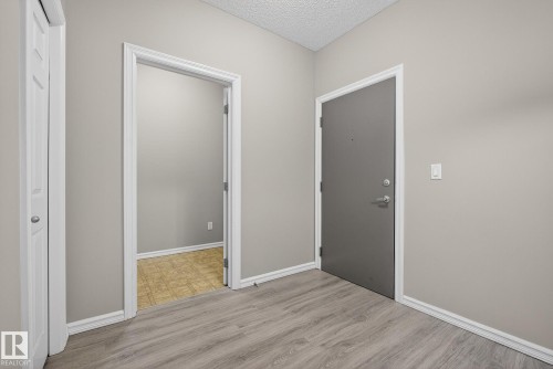 225 226 Macewan Road, Edmonton, AB - Indoor Photo Showing Other Room