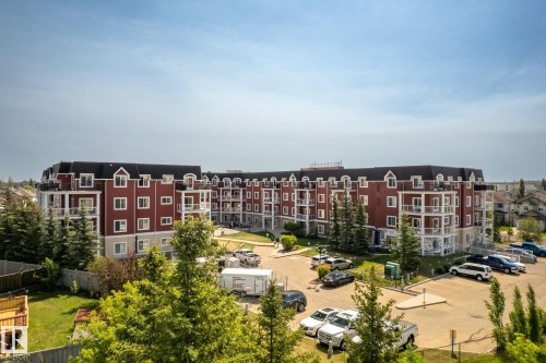 225 226 Macewan Road, Edmonton, AB - Outdoor