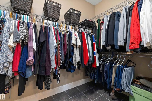 3193 Winspear Crescent, Edmonton, AB - Indoor With Storage