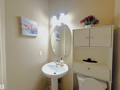 3756 13 Street, Edmonton, AB - Indoor Photo Showing Bathroom
