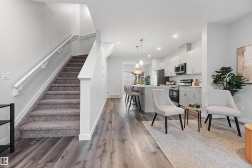 18955 29 Avenue, Edmonton, AB - Indoor