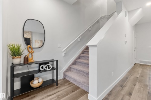 18955 29 Avenue, Edmonton, AB - Indoor Photo Showing Other Room