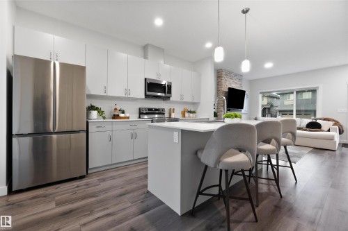 18955 29 Avenue, Edmonton, AB - Indoor Photo Showing Kitchen With Stainless Steel Kitchen With Upgraded Kitchen