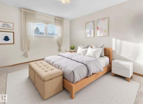 10512 54 Avenue, Edmonton, AB - Indoor Photo Showing Bedroom