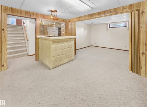 10512 54 Avenue, Edmonton, AB - Indoor Photo Showing Other Room