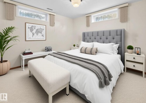 10512 54 Avenue, Edmonton, AB - Indoor Photo Showing Bedroom