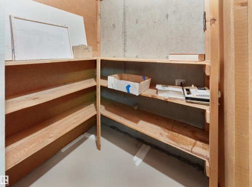 10512 54 Avenue, Edmonton, AB - Indoor Photo Showing Other Room