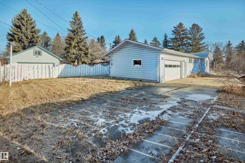 10512 54 Avenue, Edmonton, AB - Outdoor