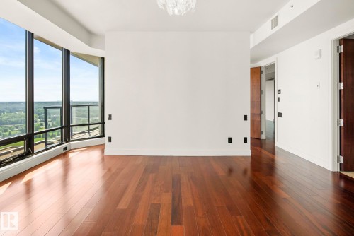 1200 11933 Jasper Avenue, Edmonton, AB - Indoor Photo Showing Other Room