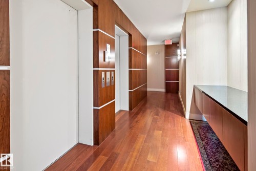 1200 11933 Jasper Avenue, Edmonton, AB - Indoor Photo Showing Other Room