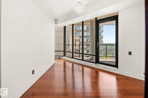 1200 11933 Jasper Avenue, Edmonton, AB - Indoor Photo Showing Other Room
