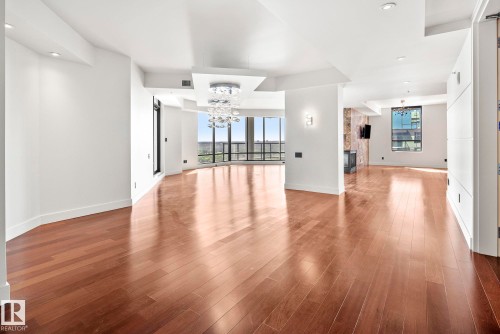 1200 11933 Jasper Avenue, Edmonton, AB - Indoor Photo Showing Other Room