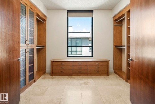 1200 11933 Jasper Avenue, Edmonton, AB - Indoor Photo Showing Other Room