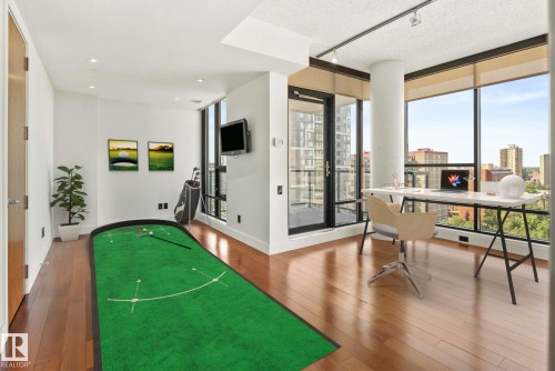 1200 11933 Jasper Avenue, Edmonton, AB - Indoor