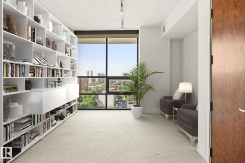 1200 11933 Jasper Avenue, Edmonton, AB - Indoor Photo Showing Other Room