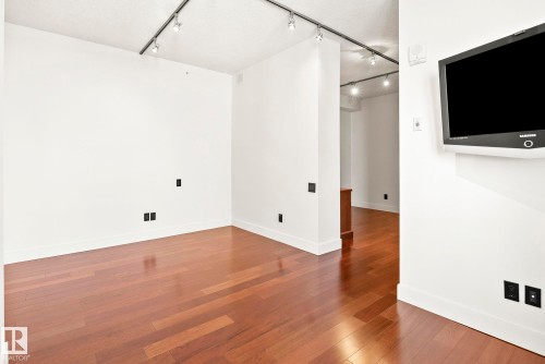 1200 11933 Jasper Avenue, Edmonton, AB - Indoor Photo Showing Other Room
