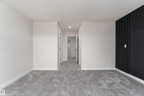137 Pierwyck Loop, Spruce Grove, AB - Indoor Photo Showing Other Room