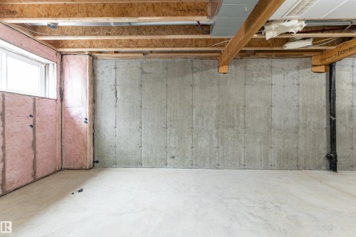 137 Pierwyck Loop, Spruce Grove, AB - Indoor Photo Showing Basement
