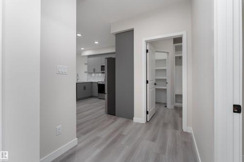137 Pierwyck Loop, Spruce Grove, AB - Indoor Photo Showing Other Room