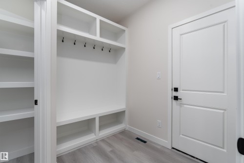 137 Pierwyck Loop, Spruce Grove, AB - Indoor
