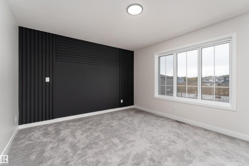 137 Pierwyck Loop, Spruce Grove, AB - Indoor Photo Showing Other Room