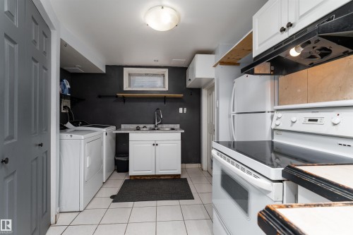 8207 169 Street, Edmonton, AB - Indoor Photo Showing Laundry Room