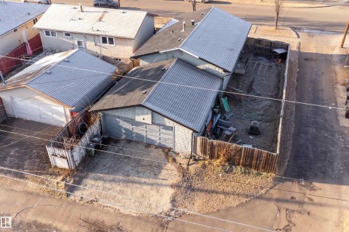 8207 169 Street, Edmonton, AB - Outdoor