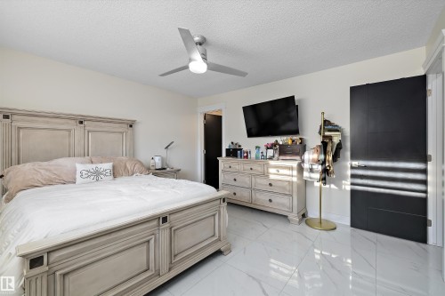 17319 107 Street, Edmonton, AB - Indoor Photo Showing Bedroom