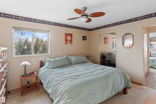 26 Elbow Drive, Devon, AB - Indoor Photo Showing Bedroom
